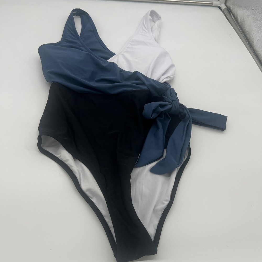 Cupshe Women Colorblock Wrap One Piece Swimsuit Blue White Black  Small